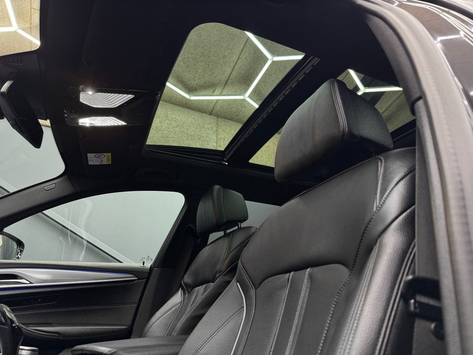 BMW 530d 3,0 Touring M-Sport xDrive aut. 5d