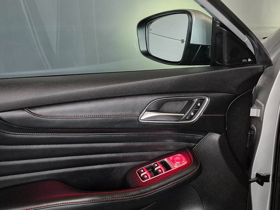 MG EHS 1,5 PHEV Luxury 5d