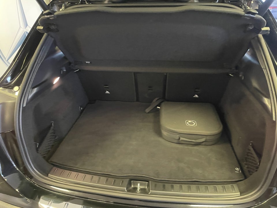 Mercedes EQA250+ AMG Advance Plus 5d