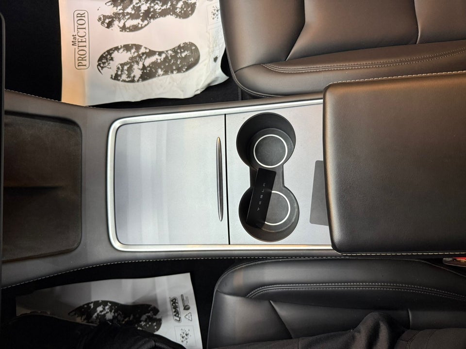 Tesla Model Y Long Range AWD 5d