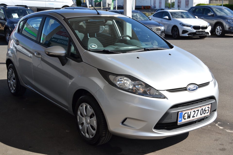 Ford Fiesta 1,25 60 Ambiente 5d