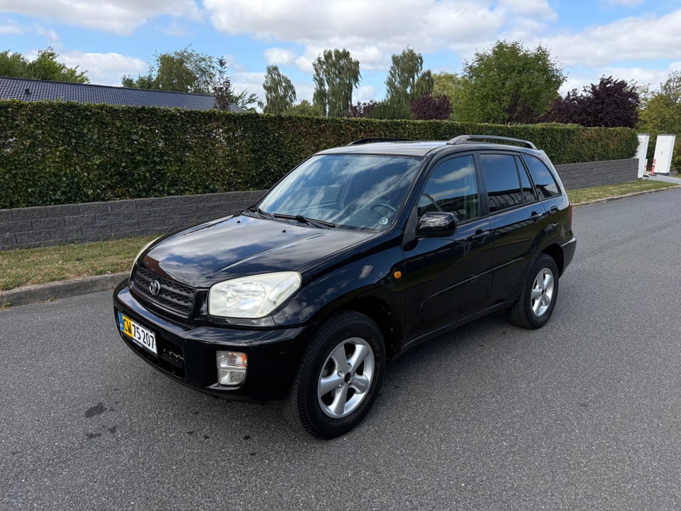 Toyota RAV4 2,0 VVT-i 4x4 5d