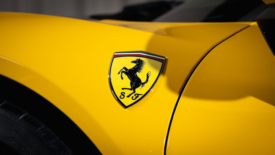 Ferrari SF90 Stradale 4,0 DCT 2d