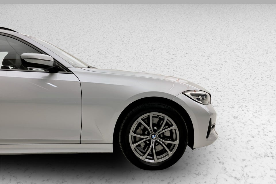 BMW 330e 2,0 Touring Sport Line aut. 5d