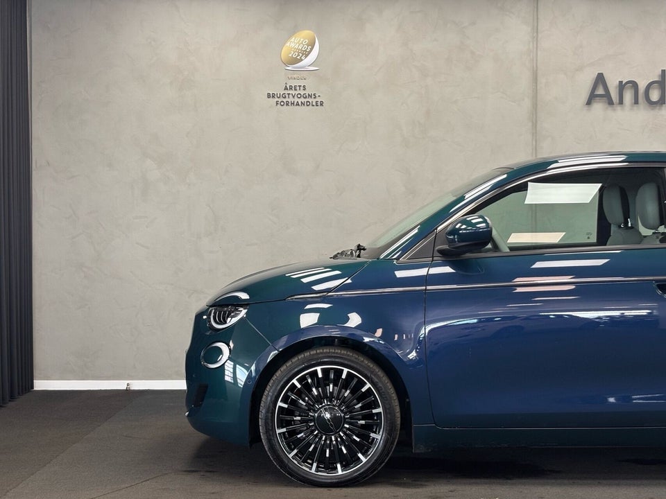 Fiat 500e 42 la Prima by Bocelli 3d