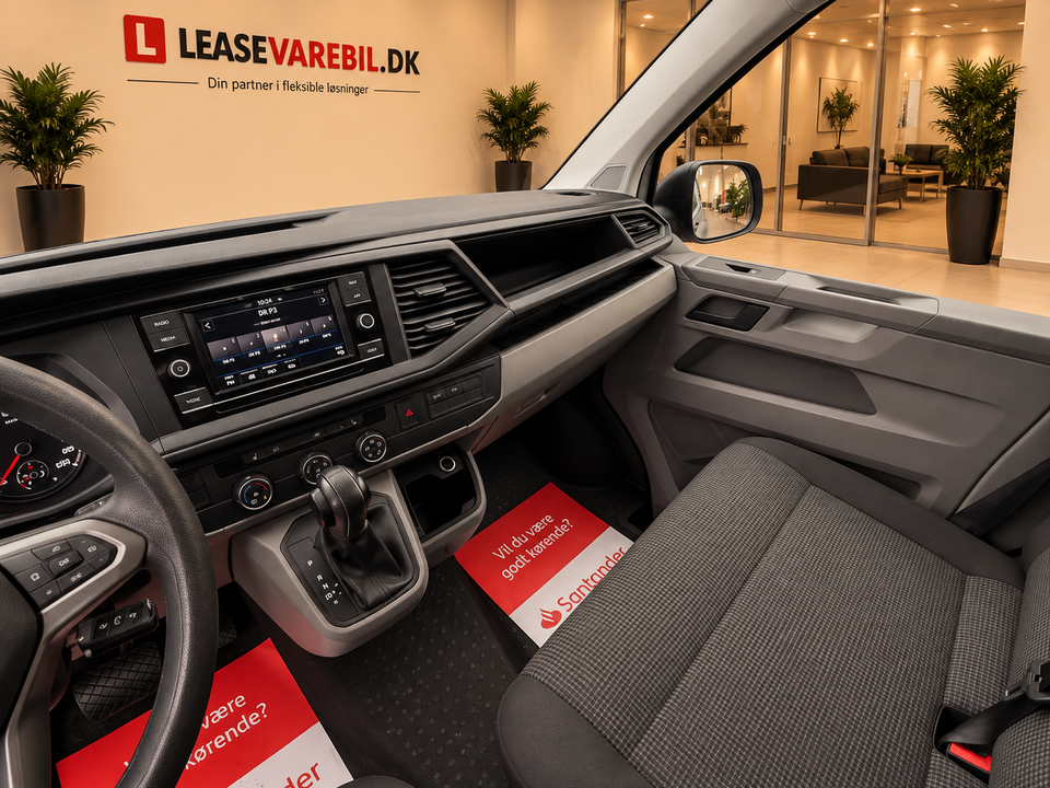 VW Transporter 2,0 TDi 150 Kassevogn DSG lang