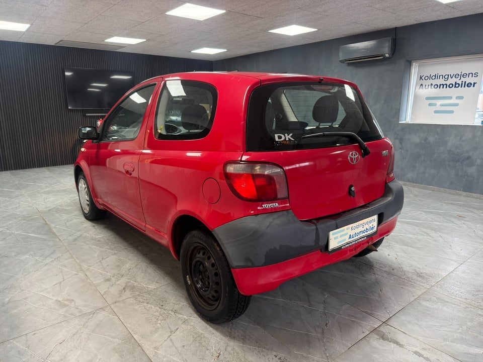 Toyota Yaris 1,0 Luna 3d