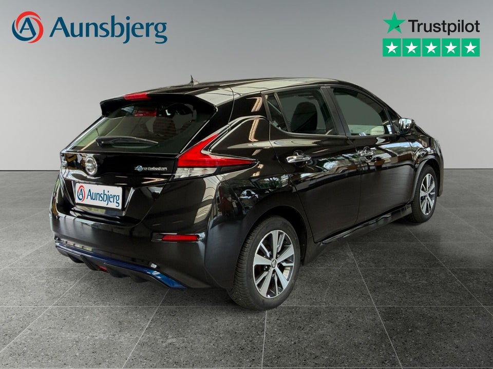 Nissan Leaf 40 Acenta 5d