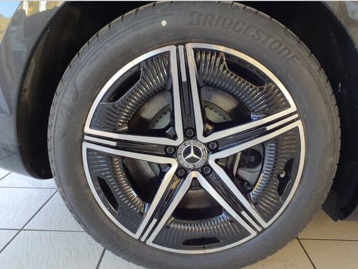 Mercedes EQE300 AMG Line 4d