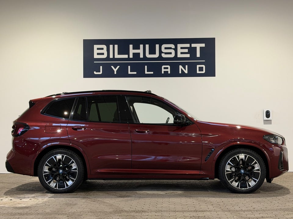 BMW iX3 Charged Plus M-Sport 5d