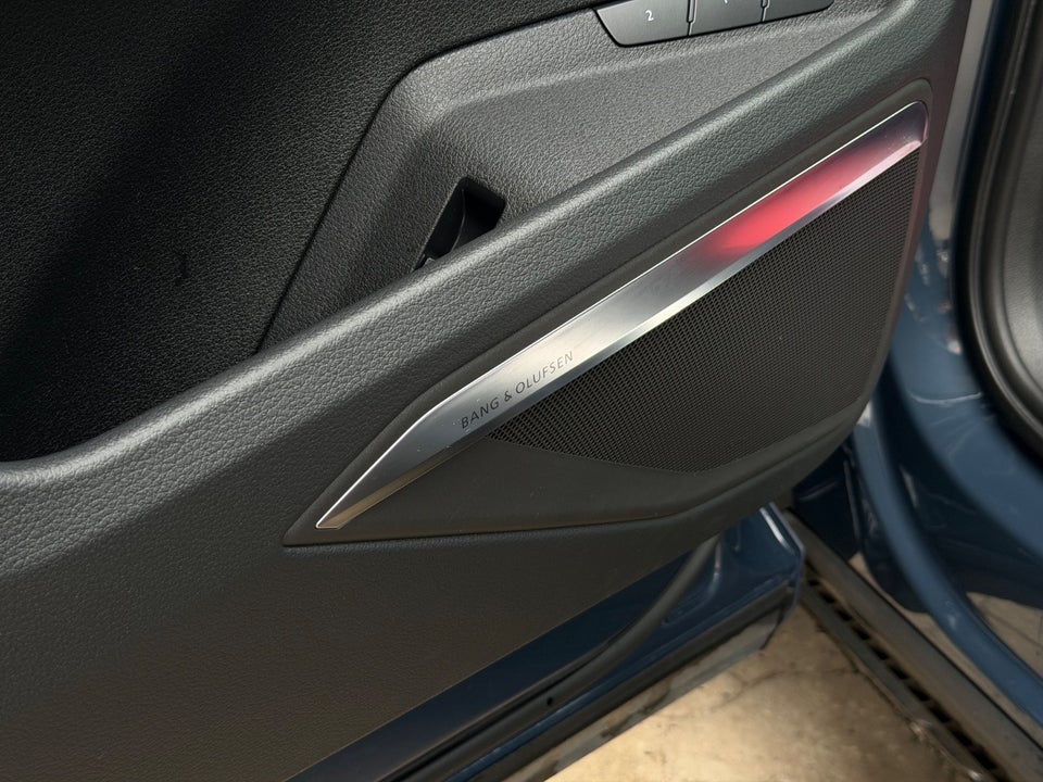 Audi Q8 e-tron 55 S-line Sportback quattro 5d