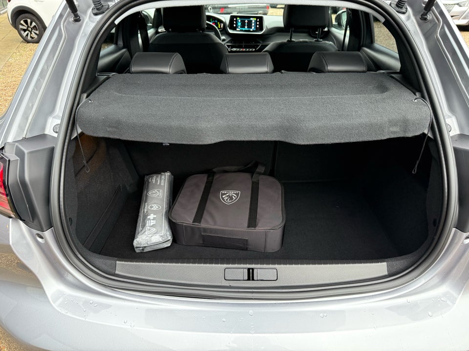 Peugeot e-208 50 Allure 5d