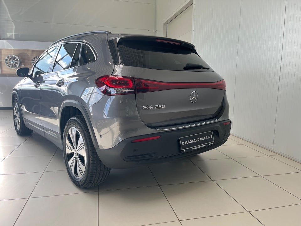 Mercedes EQA250 Progressive 5d