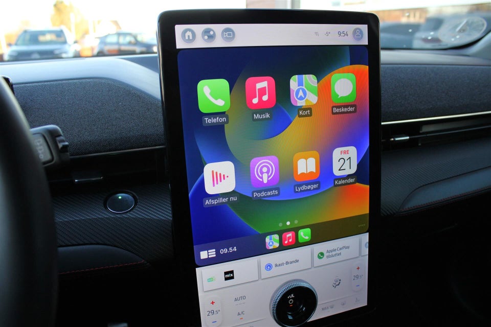 Ford Mustang Mach-E 75 Premium Standard Range AWD 5d