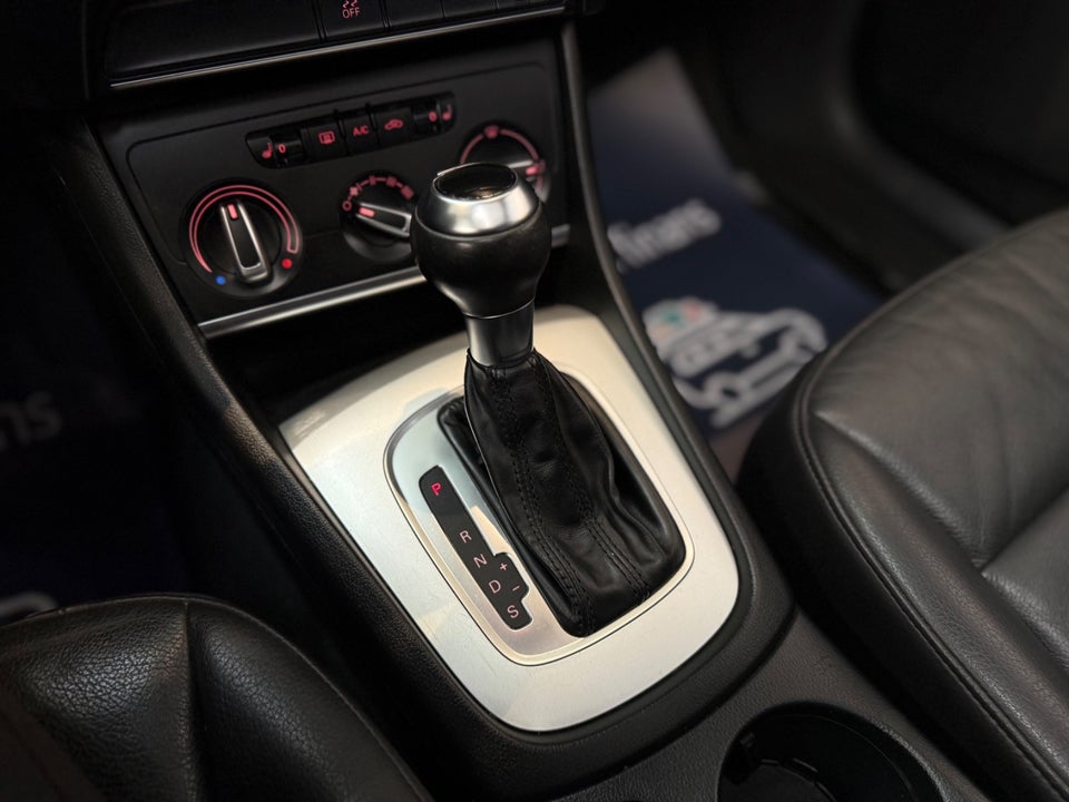 Audi Q3 2,0 TFSi 200 S-line S-tr. 5d