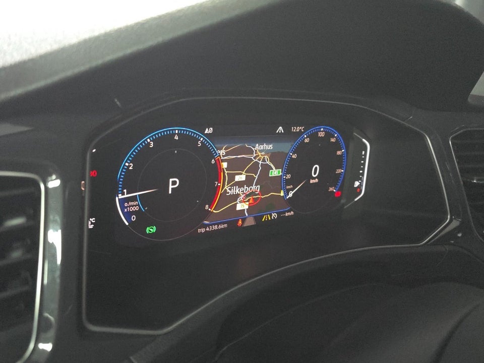 VW T-Roc 1,5 TSi 150 R-line DSG 5d