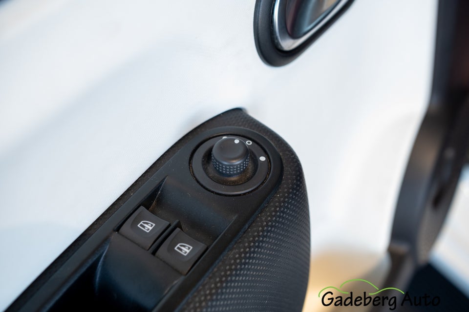 Renault Twingo 1,0 SCe 70 Expression 5d