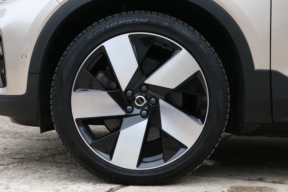 Volvo XC40 P6 ReCharge Ultimate 5d