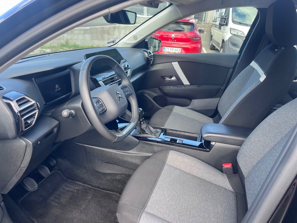 Citroën C4 1,2 PureTech 100 Attraction 5d