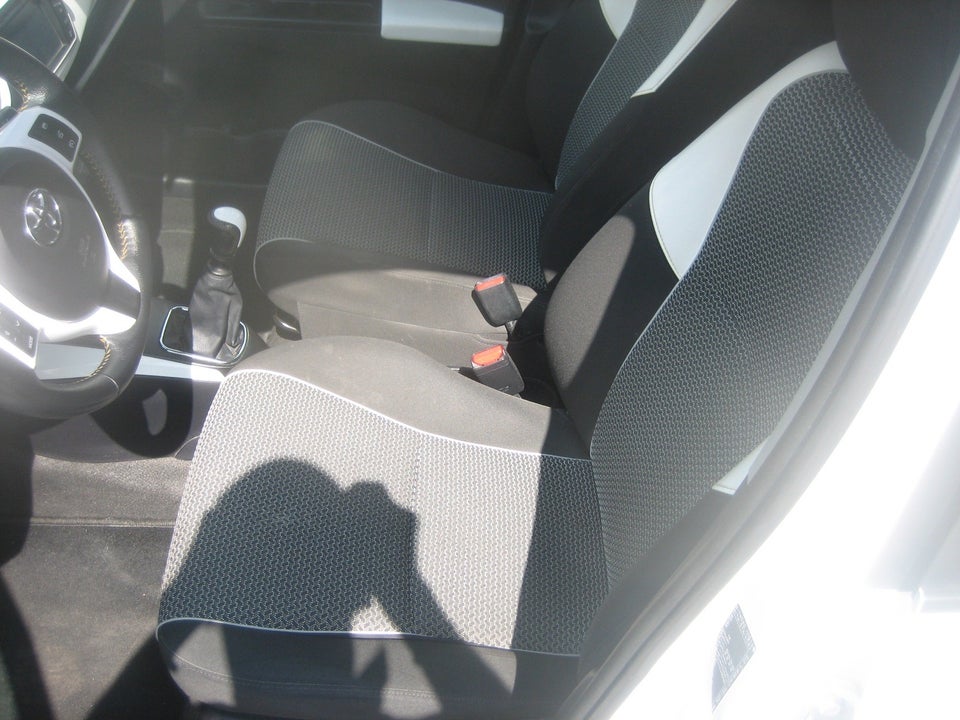 Toyota Yaris 1,3 VVT-i T2 Trend 5d