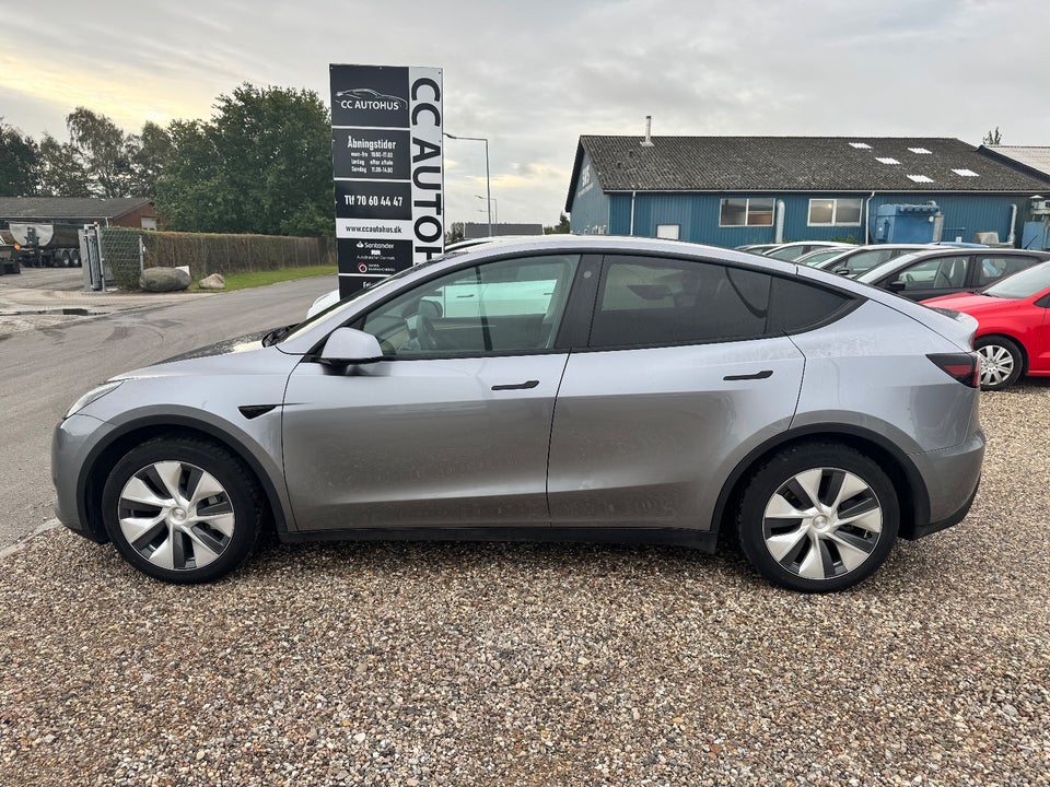 Tesla Model Y RWD 5d