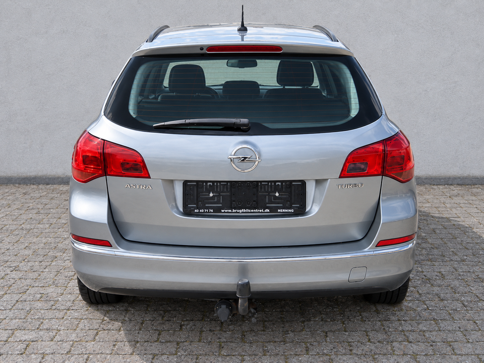 Opel Astra 1,4 T 140 Enjoy Sports Tourer 5d