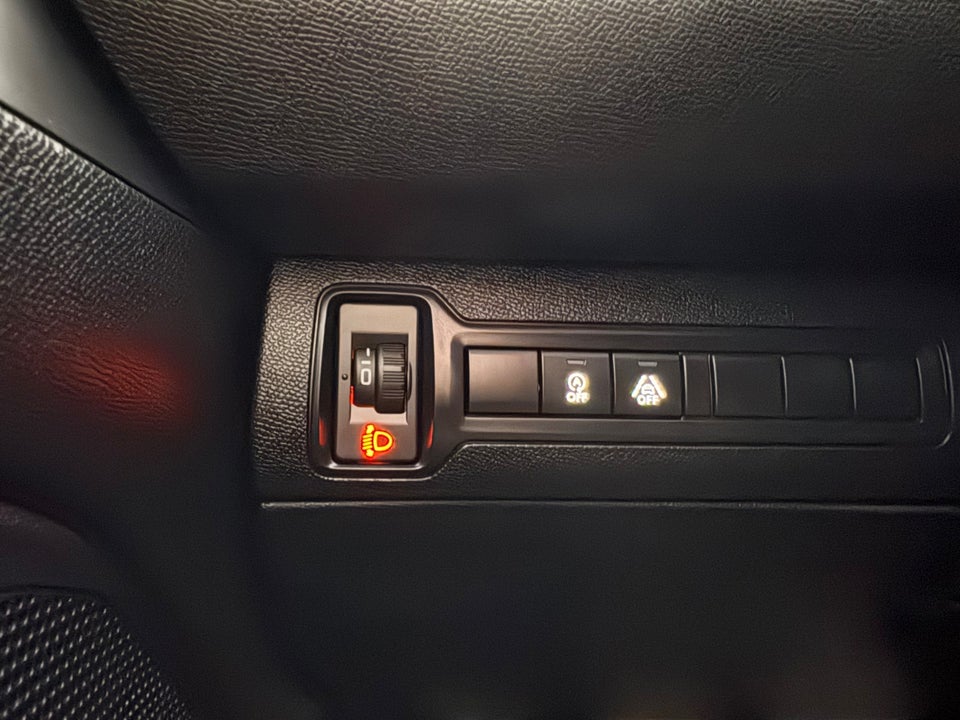 Peugeot 308 1,5 BlueHDi 130 Allure Pack 5d