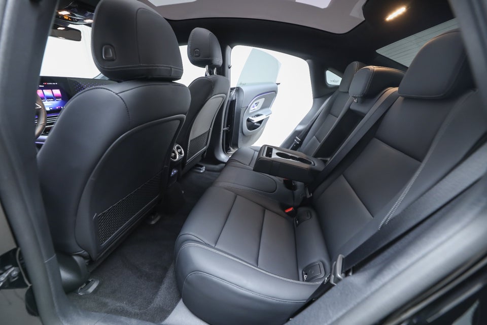 Mercedes CLA250+ EQ Progressive Premium 4d