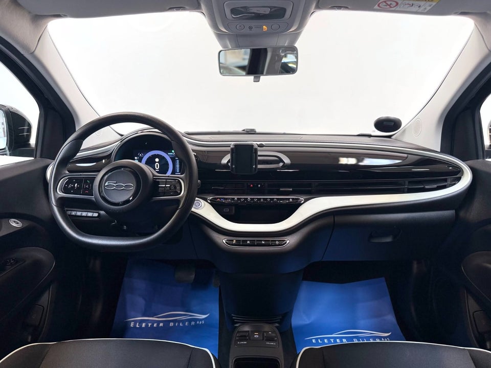 Fiat 500e 24 Action 3d