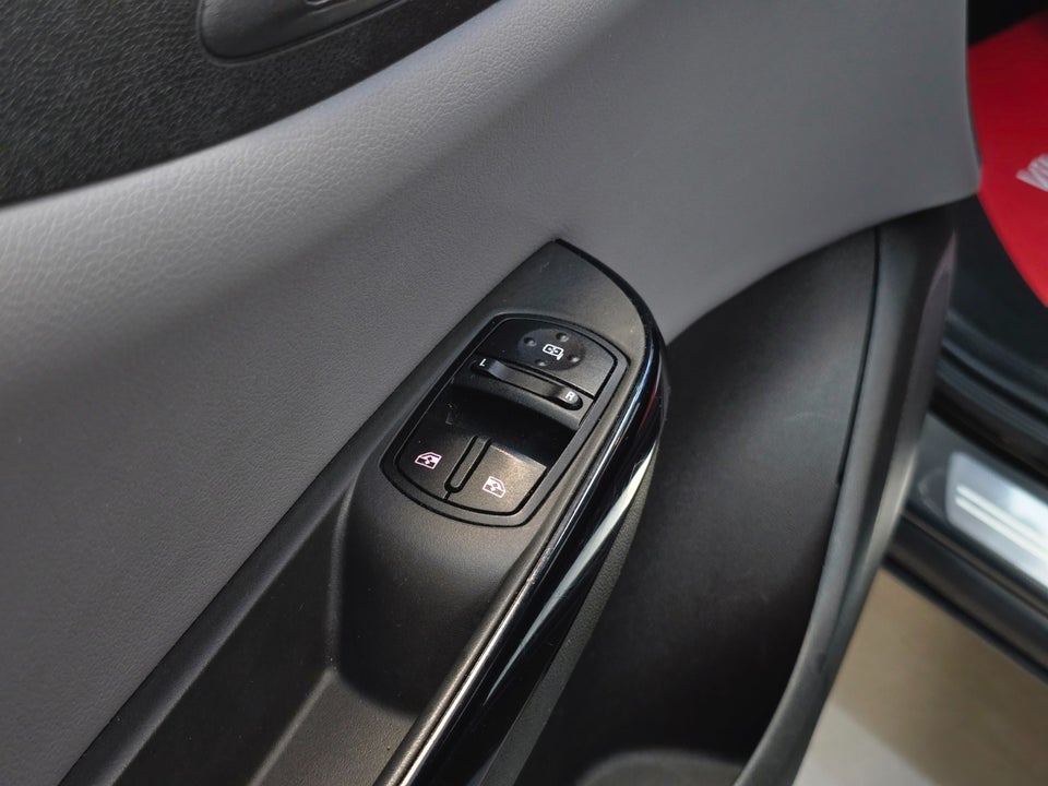 Opel Corsa 1,0 T 90 Cosmo 5d