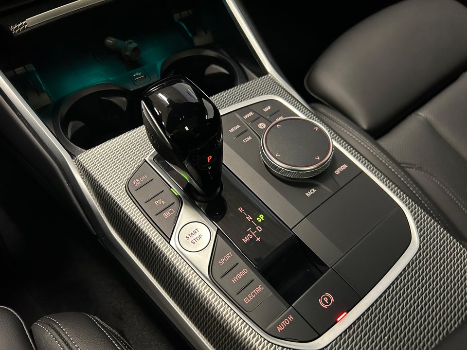 BMW 330e 2,0 M-Sport aut. 4d