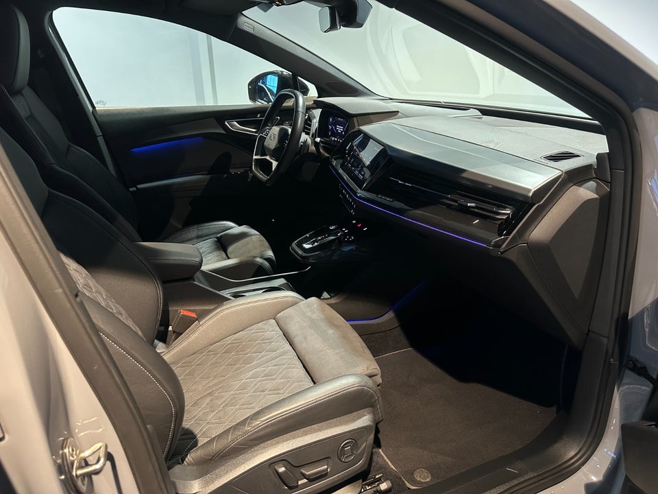 Audi Q4 e-tron 50 S-line quattro 5d