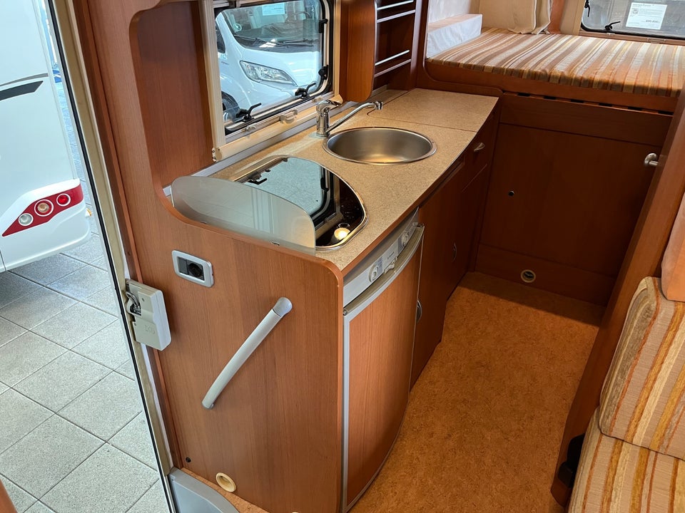 Elnagh Duke 2,2 46 2d