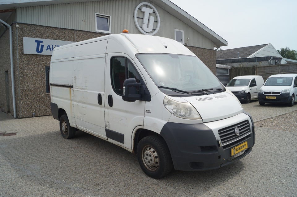 Fiat Ducato 33 2,3 MJT 130 Kassevogn L2H2