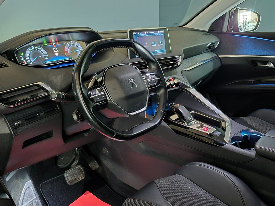 Peugeot 3008 1,2 PureTech 130 Allure EAT8 5d