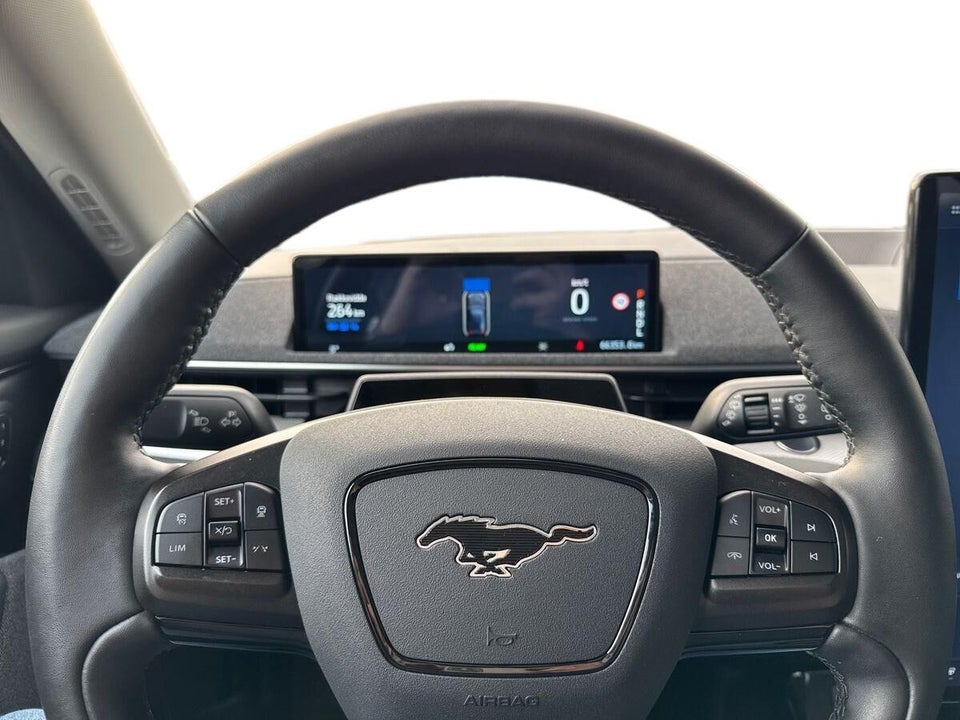 Ford Mustang Mach-E 88 Extended Range 5d