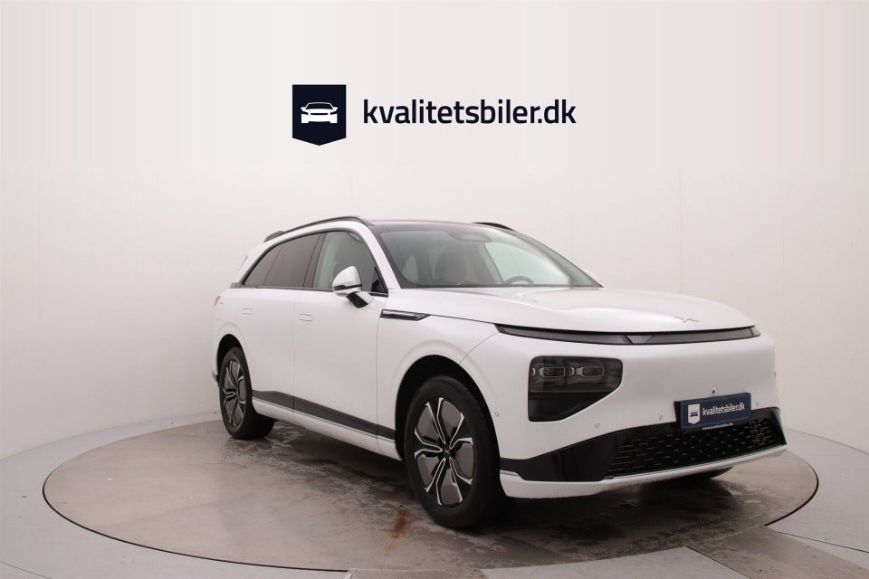 Xpeng G9 Long Range 5d