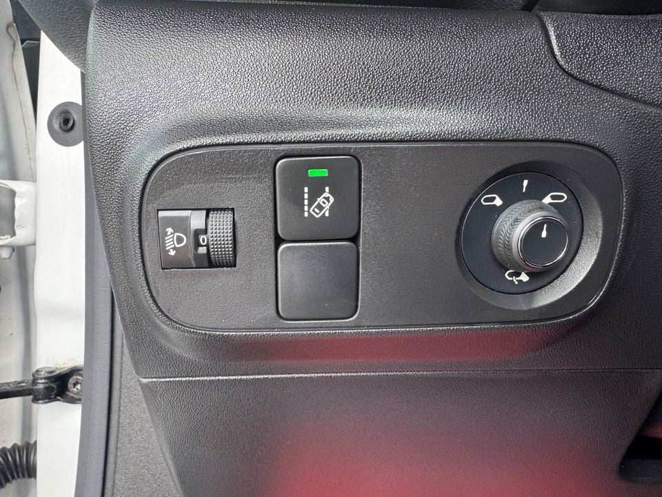 Citroën C3 1,5 BlueHDi 100 Feel 5d