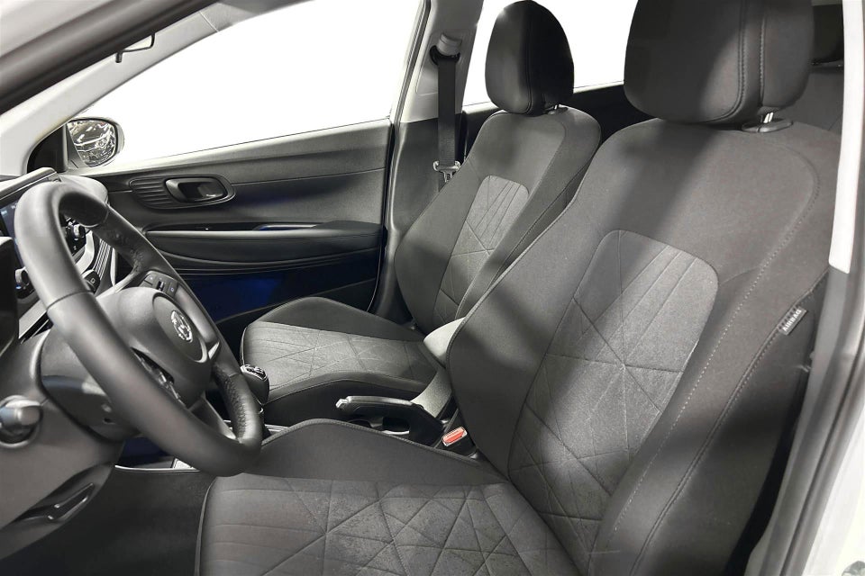 Hyundai Bayon 1,0 T-GDi Essential Komfort Van 5d