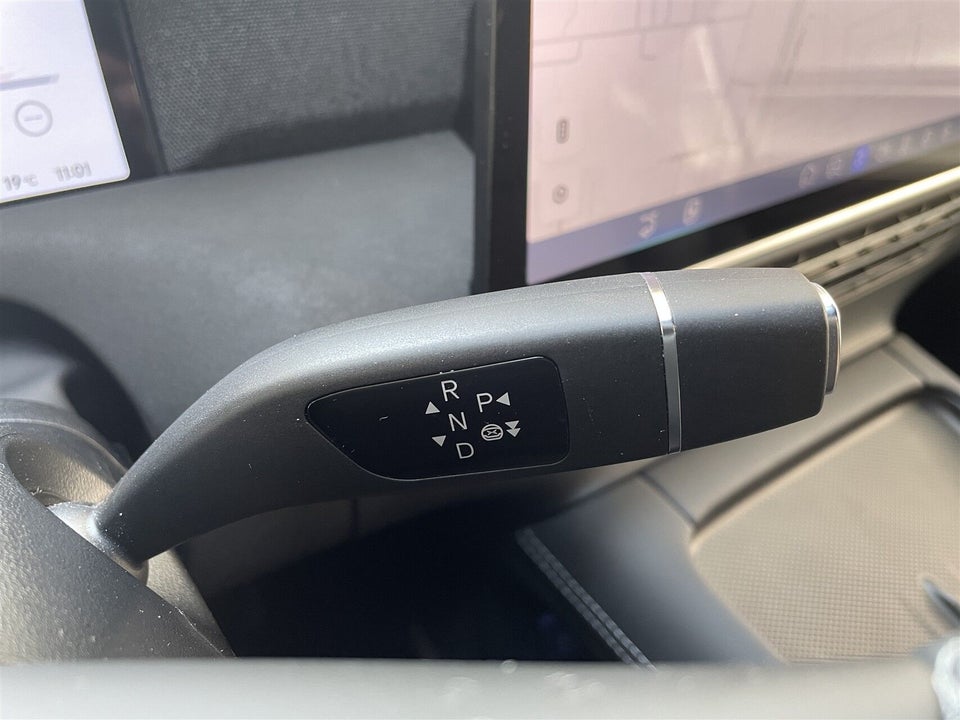 Xpeng G6 Standard Range 5d