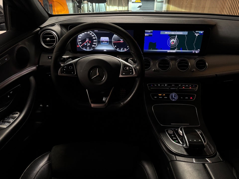 Mercedes E220 d 2,0 AMG Line stc. aut. Van 5d