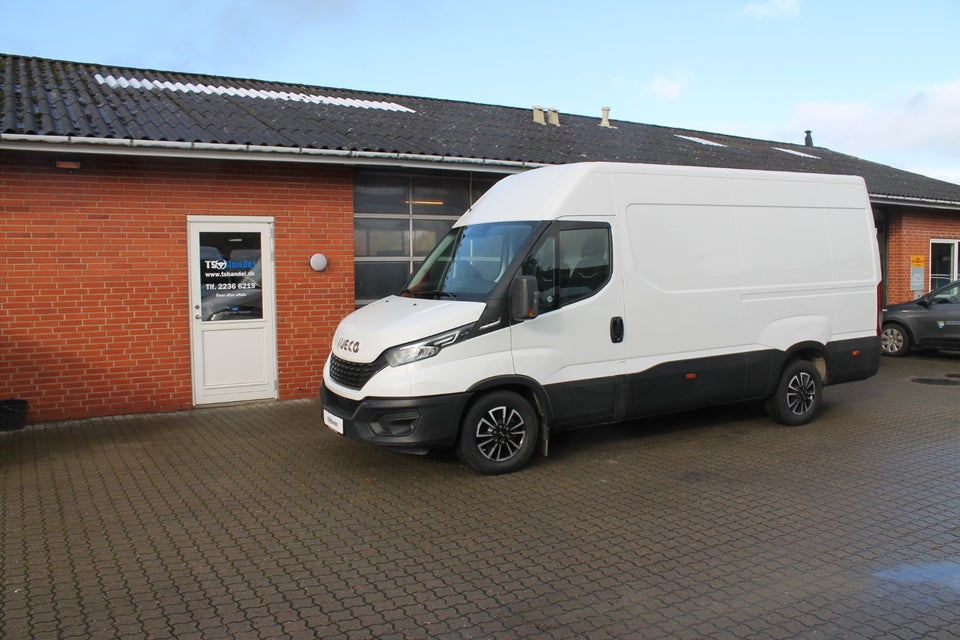 Iveco Daily 3,0 35S18 12m³ Van AG8