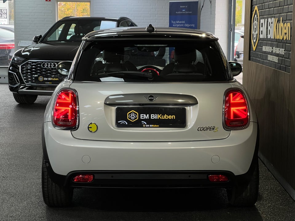 MINI Cooper SE Trim M 3d