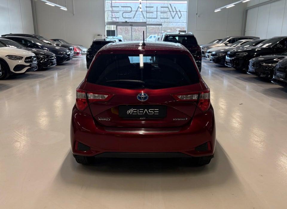 Toyota Yaris 1,5 Hybrid H1 e-CVT 5d