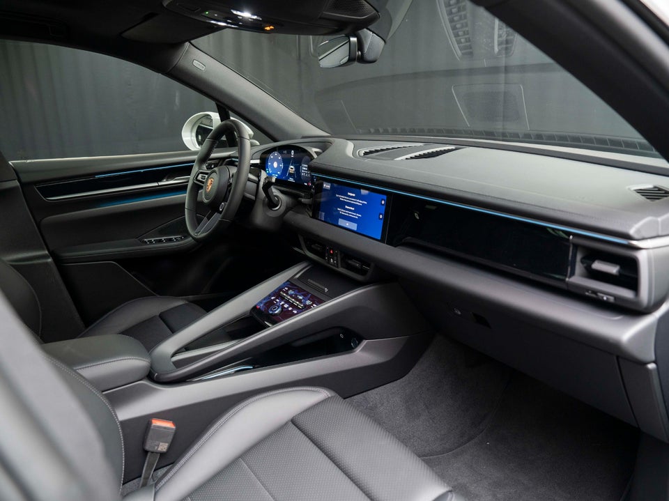 Porsche Macan 5d