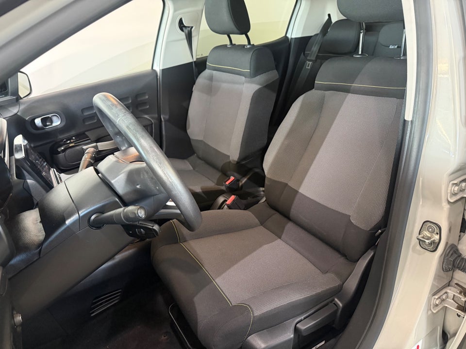 Citroën C3 1,2 PureTech 83 Shine 5d