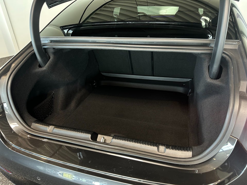 Mercedes EQE350 AMG Line 4d