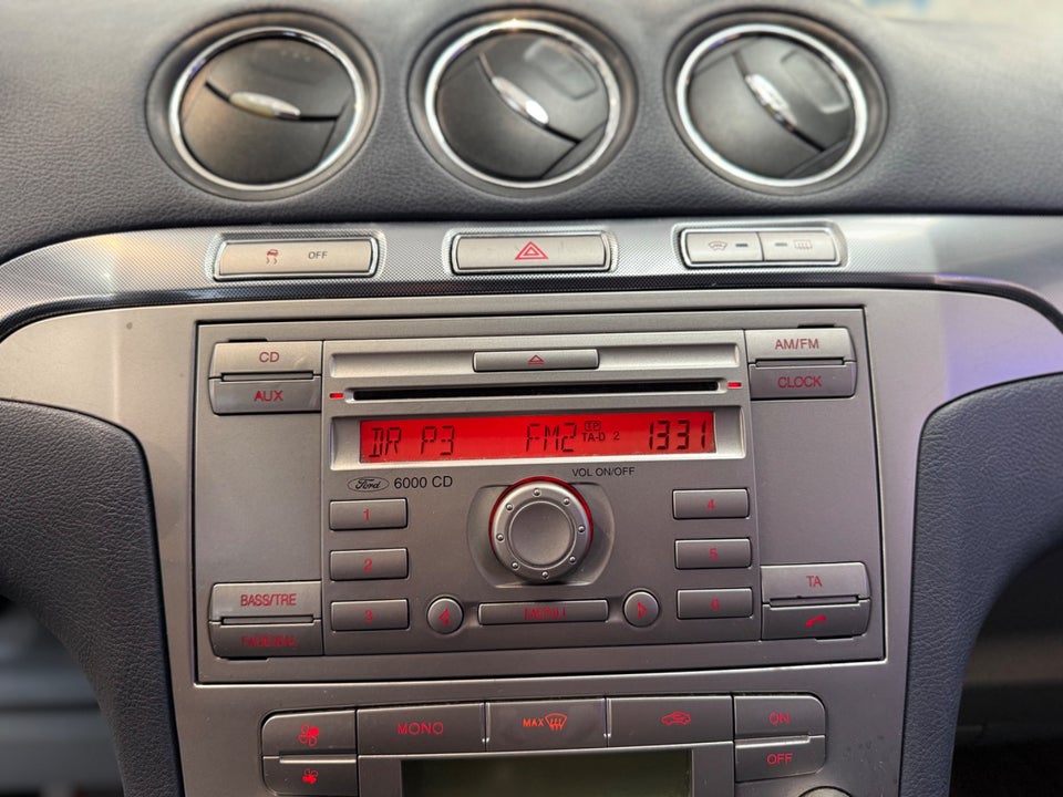 Ford S-MAX 2,0 Titanium 5d