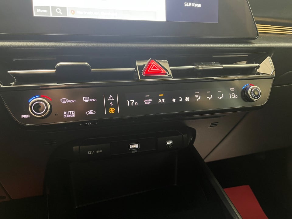 Kia Niro 64 EV Access Plus 5d
