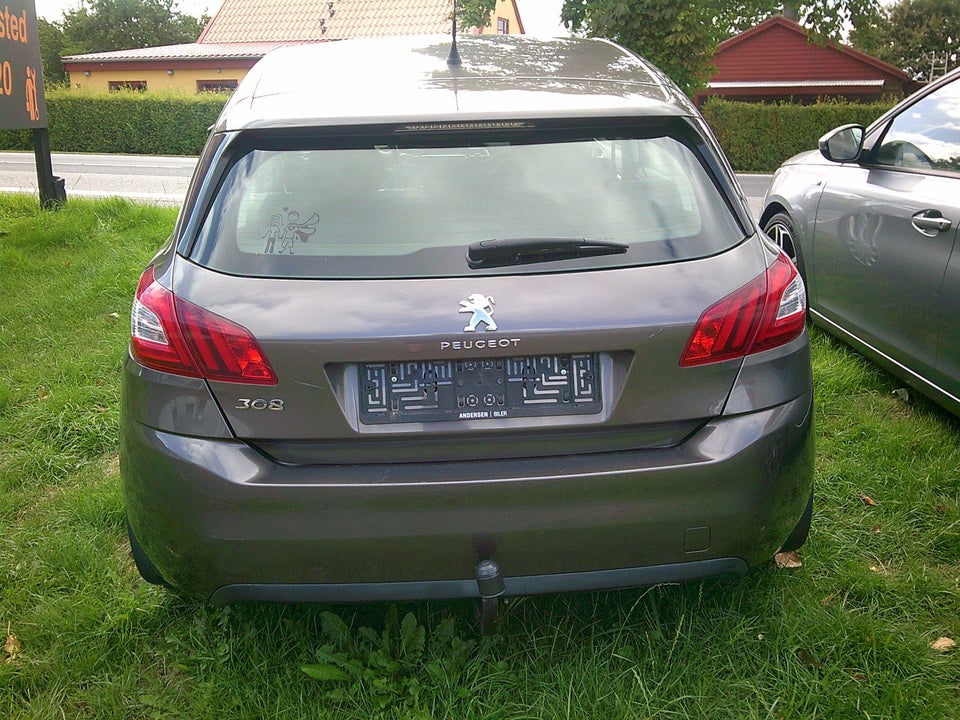 Peugeot 308 1,2 VTi 82 Active 5d